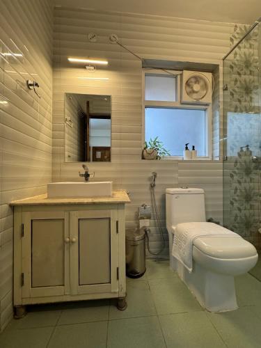 deodar bungalow and cottage by trikone