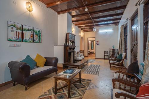 deodar bungalow and cottage by trikone