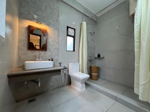 deodar bungalow and cottage by trikone