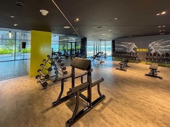 vogue aykon city business bay near metro station