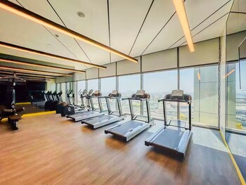 vogue aykon city business bay near metro station