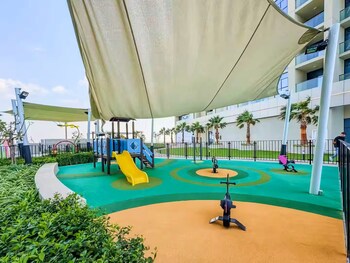 vogue aykon city business bay near metro station