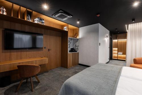 Hotel Kraft,,4 star