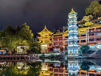 fenghuang oldtown fuyuan riverside hotel