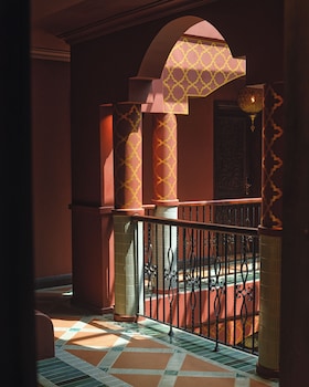 riad luxury hotel hanoi