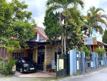 homestay jogja dekat uii by simply homy