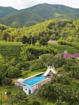 lostvilla green gable anji