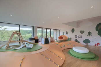 lostvilla green gable anji