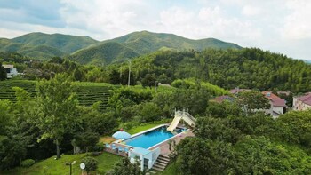 lostvilla green gable anji
