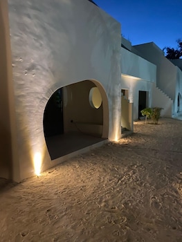 kano boutique hotel paje