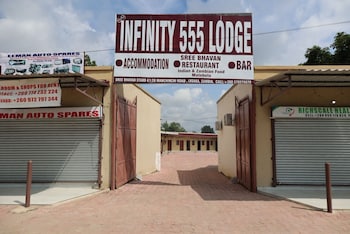 Infinity 555 Lodge,,3 star