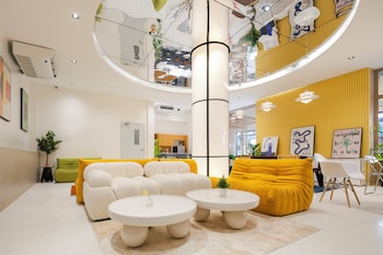 Bembis Hotel Charoenakorn 10,,2 star