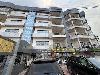 apparthotel micheline et emile suites and spa bastos