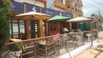 apparthotel micheline et emile suites and spa bastos