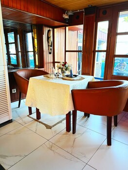 apparthotel micheline et emile suites and spa bastos
