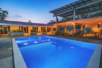 Casa Las Flores,,3 star