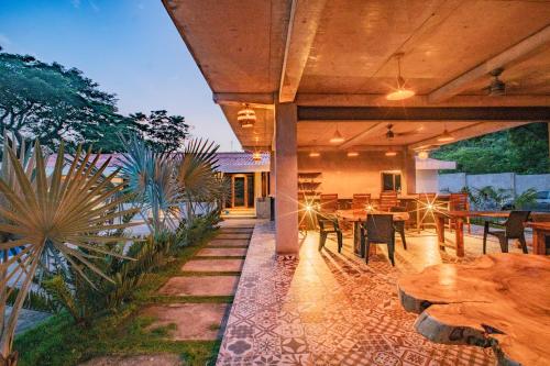 casa las flores