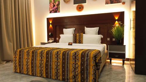 sunset retreat hotel