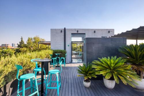 ar 218 hotel by uliv