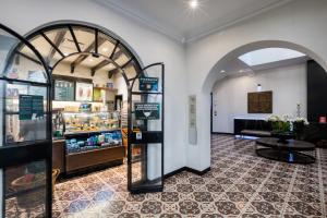 ar 218 hotel by uliv