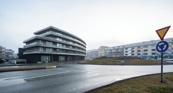 Ice Apartments,,4 star