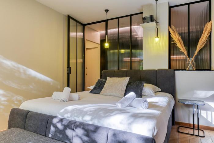 montaigne executive suite