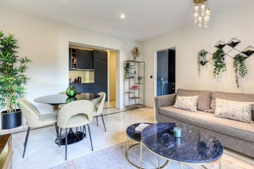 montaigne executive suite
