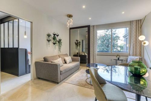 montaigne executive suite