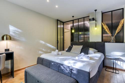 montaigne executive suite