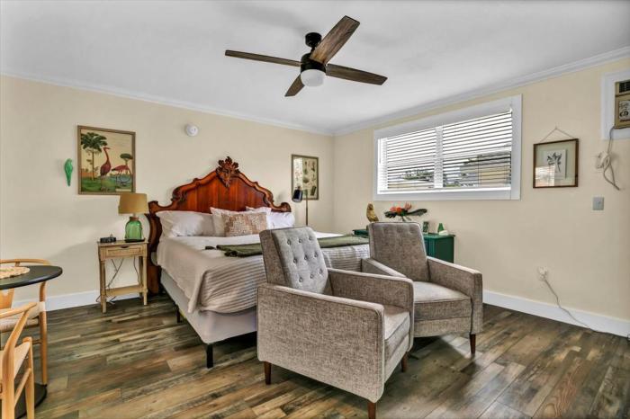 safety harbor motel