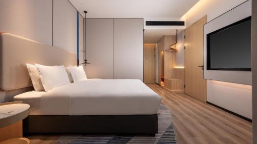 holiday inn express chengdu phoenix mountain by ihg