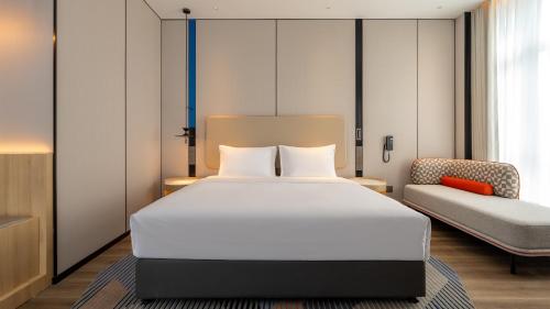 holiday inn express chengdu phoenix mountain by ihg