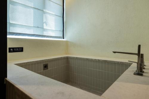 stay passport sapporo ryokan hongdae foreigners only