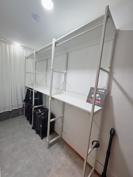 hello hostel