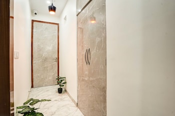 Hotel Solaris Retreat By The Arrow,,2 star