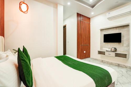 hotel solaris retreat by the arrow