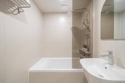 hotel yaja namchuncheon