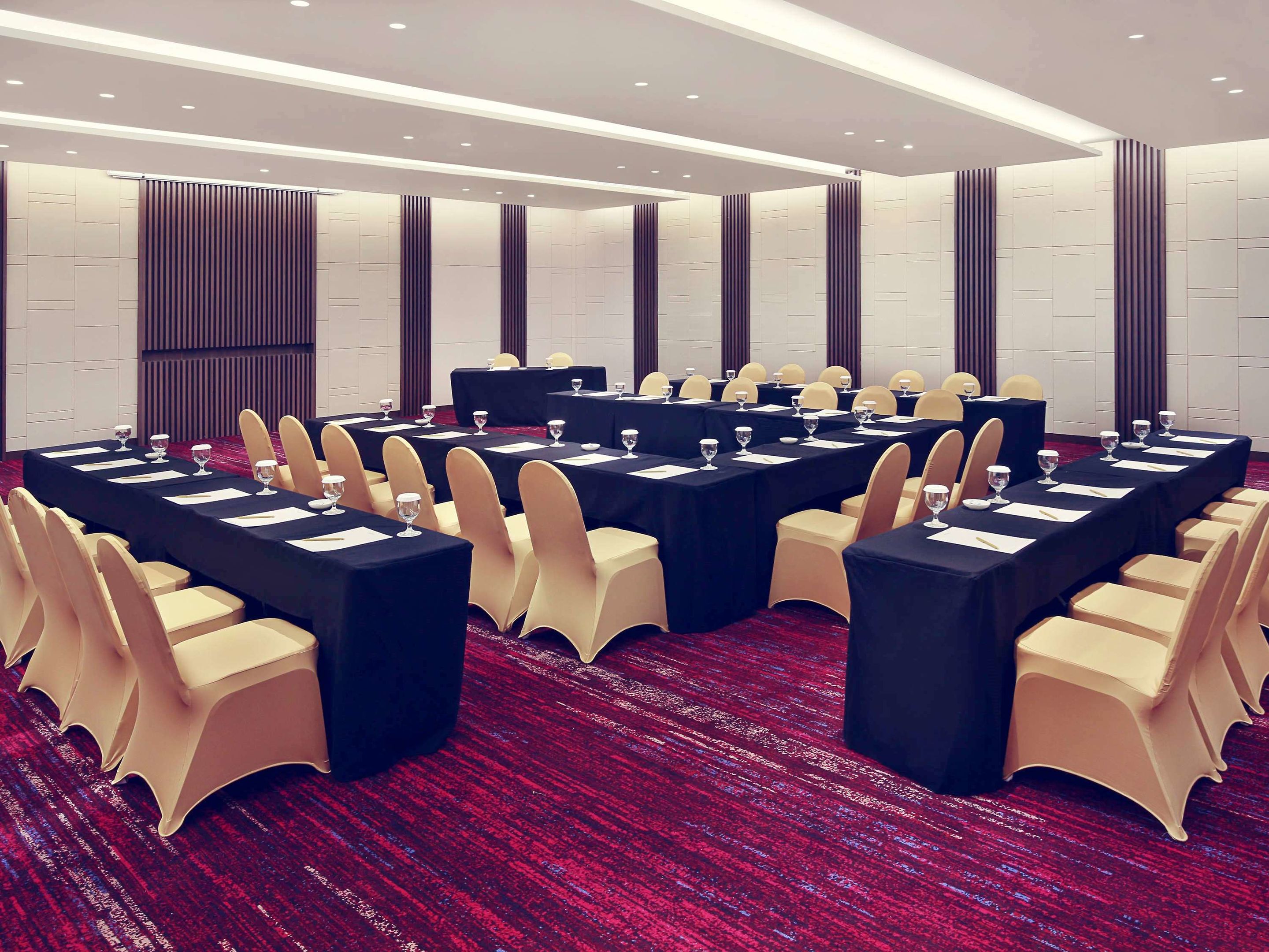 mercure karawang
