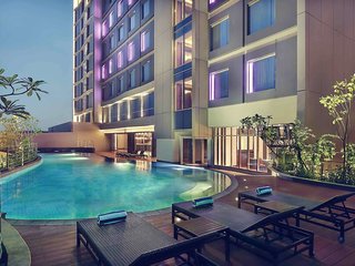 mercure karawang