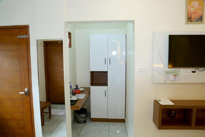 cloud9 airport hotel