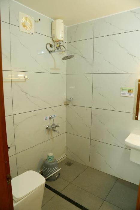 cloud9 airport hotel