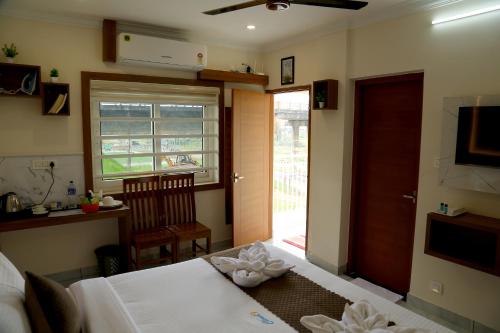 cloud9 airport hotel
