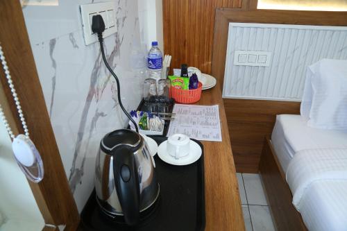 cloud9 airport hotel