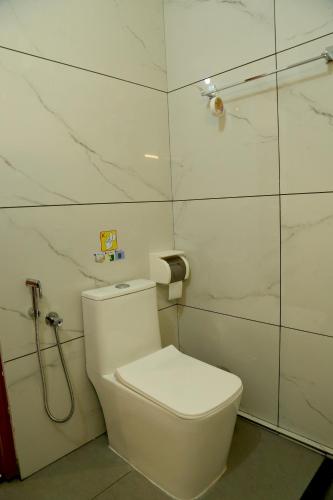 cloud9 airport hotel
