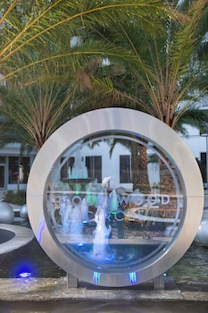 2br condos at the circ by hosteeva