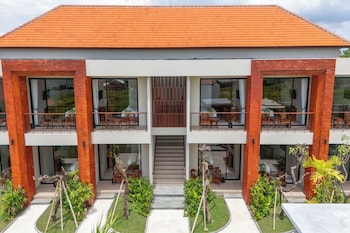 three brothers villas and suite munggu