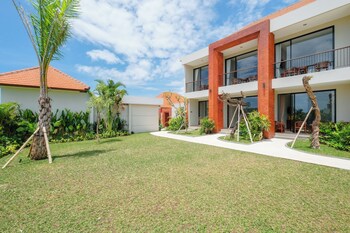 three brothers villas and suite munggu