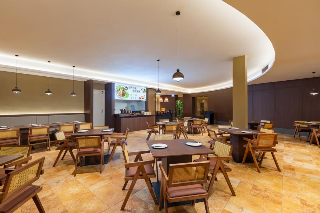 days inn by wyndham liupanshui railway station