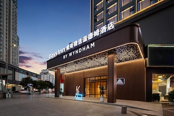 Days Inn By Wyndham Liupanshui Railway Station,,3 star