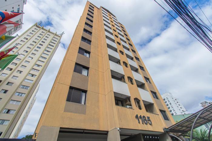 flat no brooklin com academia e estacionamento